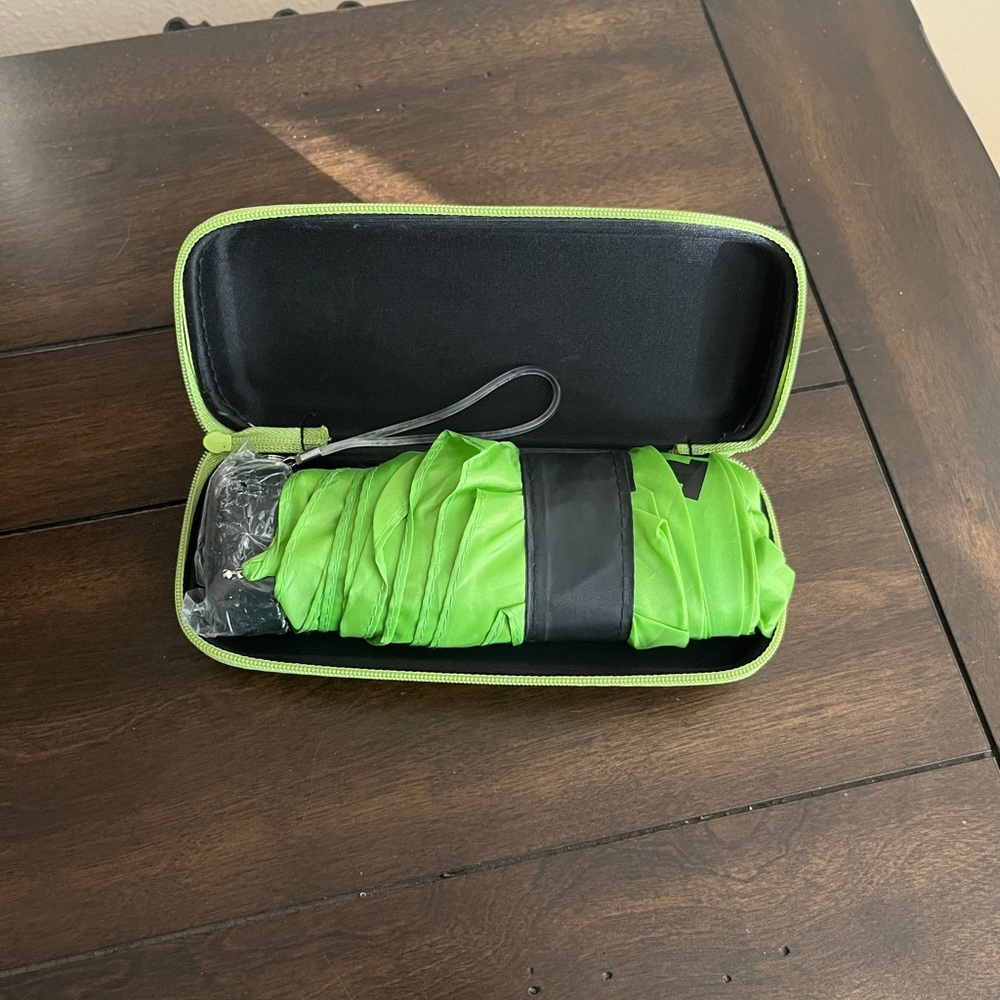 Mini Folding Umbrella with EVA Case - NWOT